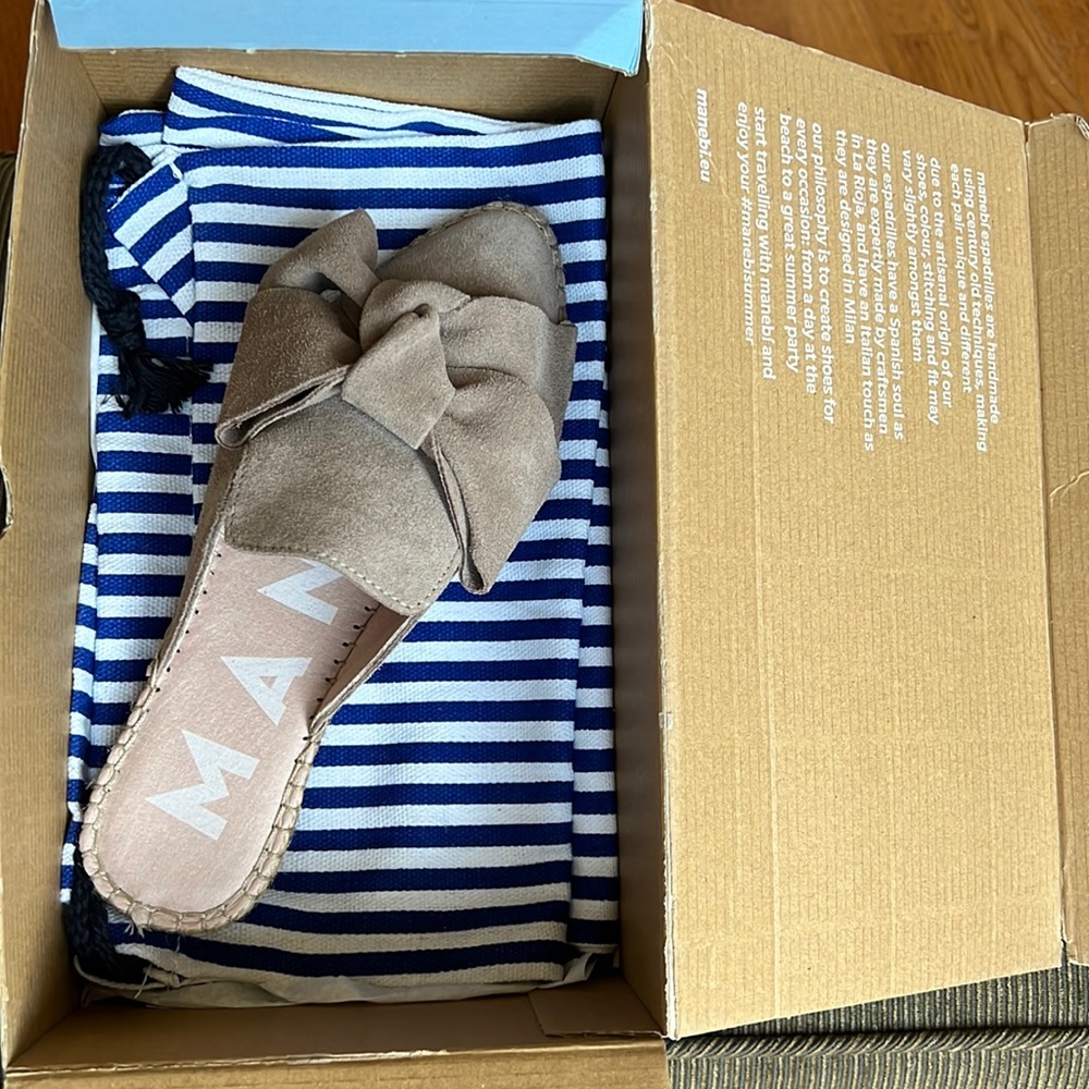 Manebi Hamptons Bow Espadrilles . Vintage taupe color.